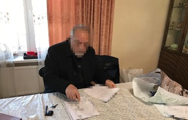 В Киеве выходцу из Сирии сообщили о подозрении за денежные переводы по 