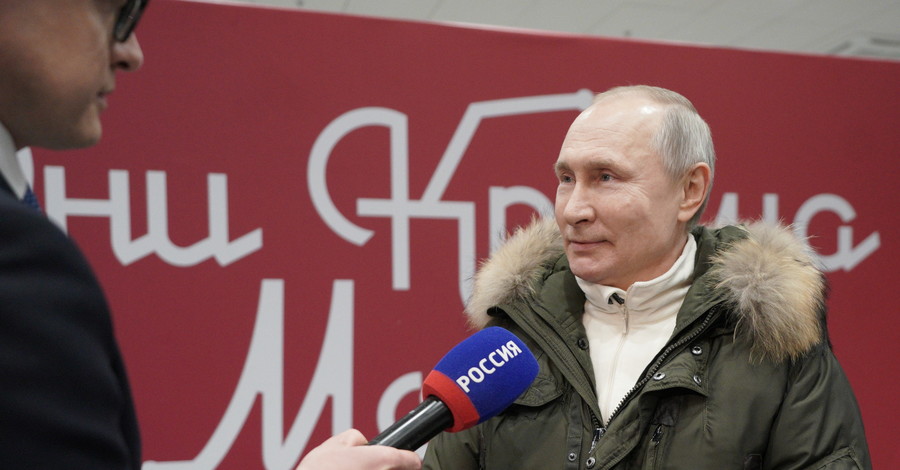 Путин предложил Байдену онлайн-дебаты, но президент США “занят”