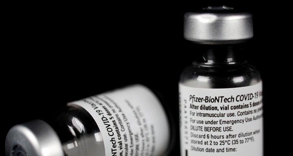 Чехия увеличила интервал между введением доз вакцин Pfizer и Moderna
