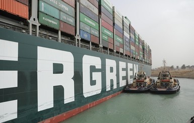 Египет арестовал контейнервоз Ever Given - пока владелец не заплатит миллиард