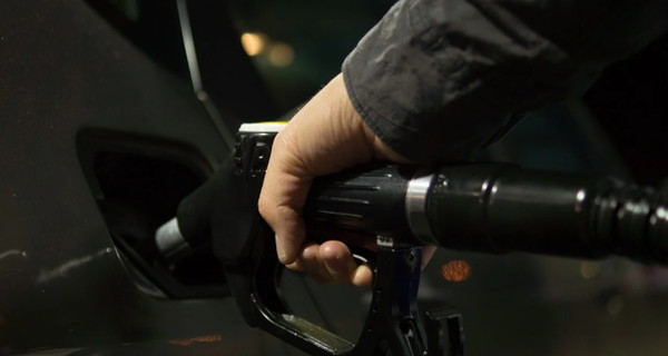 Исследователи назвали украинские АЗС с плохим бензином: БРСМ-Нафта, Мотто и Sun oil
