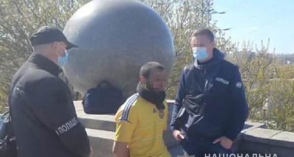 В Киеве задержали подозреваемого в убийстве мужчины, части тела которого нашли в сумке 