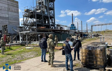 В Днепропетровской области нелегальный нефтеперерабатывающий завод производил дизтоплива на миллионы гривен