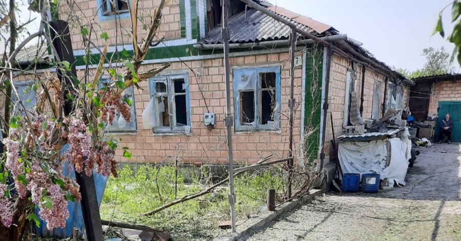 На Донбассе враг обстрелял из минометов жилой сектор
