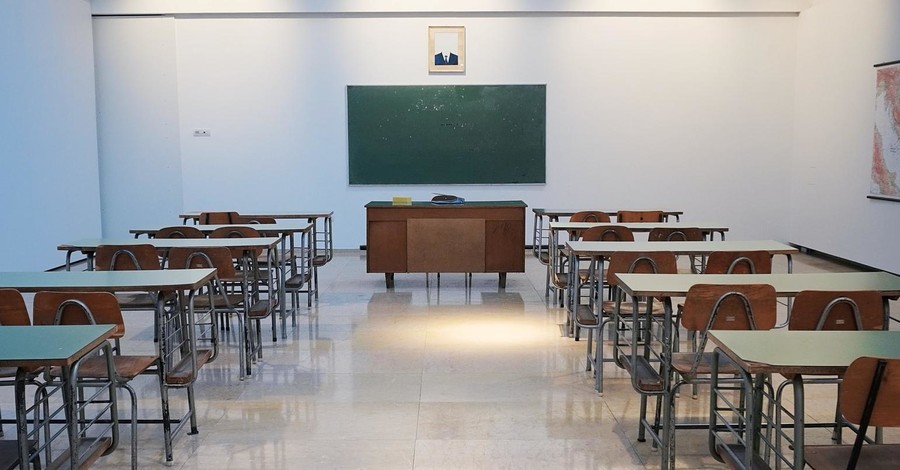 В Украине из-за дистанционки упало качество образования. Шкарлет назвал ответственными родителей 