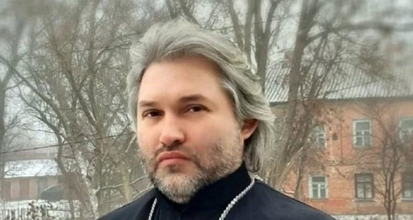 Полтавского священника отстранили от богослужений после поста об абортах