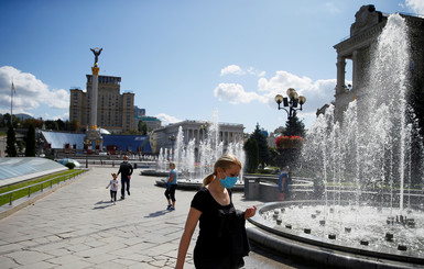 Коронавирусом за сутки заболели 1014 украинцев, выздоровели – в пять раз больше