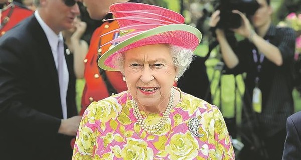 Самые странные правила британской королевской семьи: не делать селфи и не ложиться спать раньше монарха