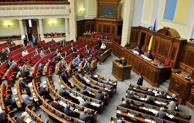 Западные социологи: В украинский парламент проходят 4 партии