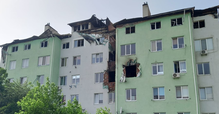 Жители взорвавшегося дома в Белогородке: Погибшего мы видели с оружием, а взрыв - попытка скрыть следы его убийства