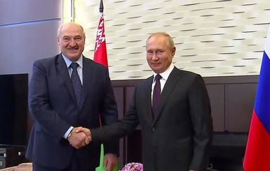 Лукашенко поддержал Путина и заявил, что суверенитет Украины 
