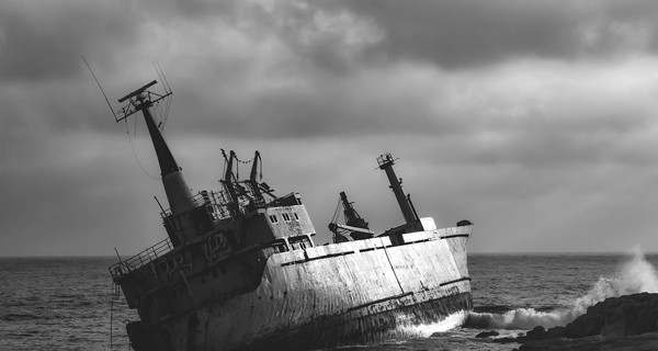 Минобороны: Корабли Российской Федерации игнорировали сигнал SOS украинского рыболовного судна