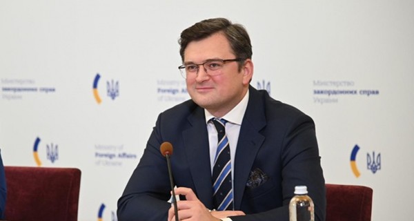 Кулеба заявил, что Украина не ведет официальных переговоров о компенсациях из-за запуска 