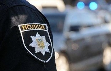 Полицейские в Киеве избили дубинками и ограбили гражданина Армении