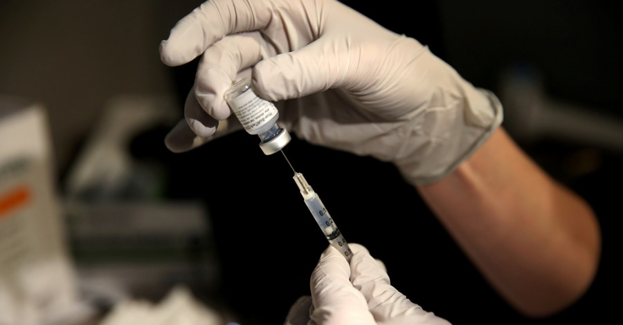 Детей в Украине можно будет прививать от коронавируса во время пятого этапа вакцинации  