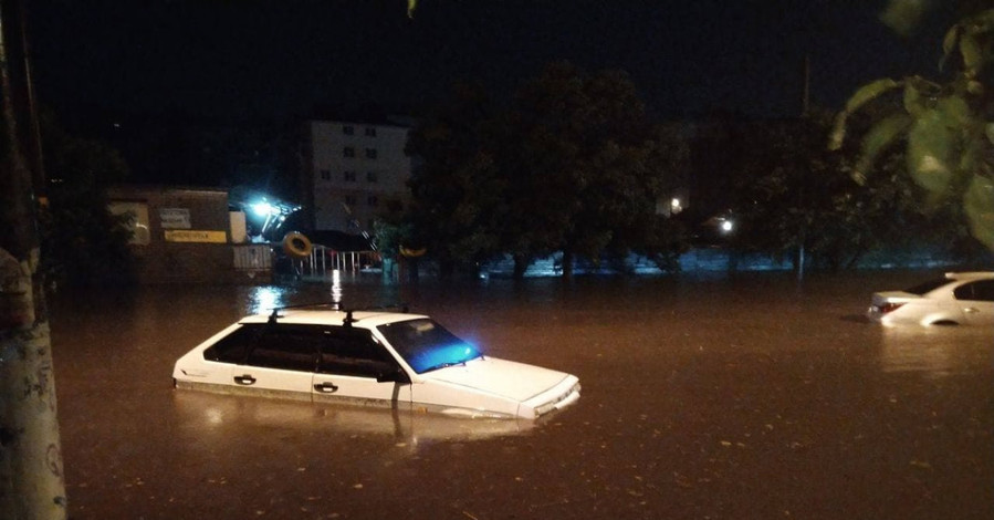 Одессу затопило после мощного ливня