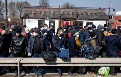 Вернуть мигрантов и преодолеть безработицу: реальность или утопия