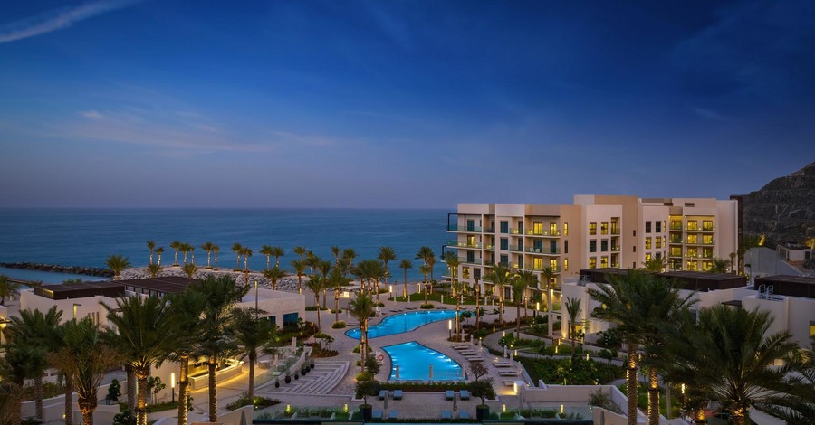 Факт. Компания Emaar Hospitality Group объявила об открытии Address Beach Resort Fujairah 5* в Фуджейре