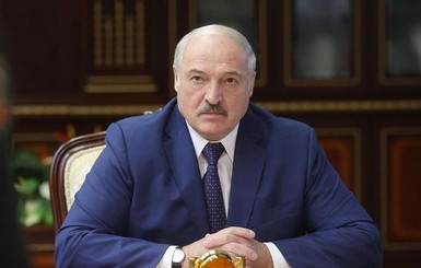 Лукашенко не хочет, чтобы белорусские девушки собирали клубнику в Польше, как украинки