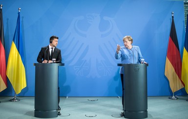 Ангела Меркель едет в Украину: СМИ назвали предварительную дату встречи с Зеленским