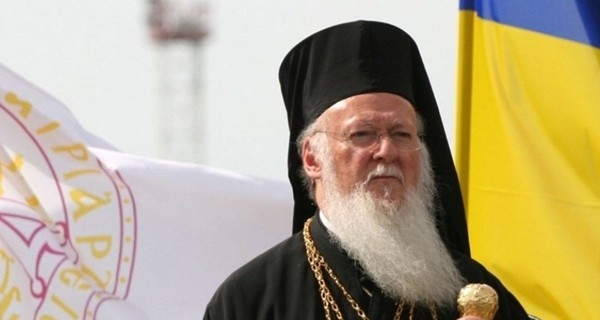 Вселенский патриарх Варфоломей проводит литургию в Софийском соборе
