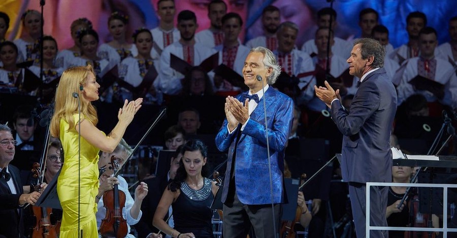 Концерт Бочелли в Киеве: послушать тенора пришли президент, чиновники и депутаты  