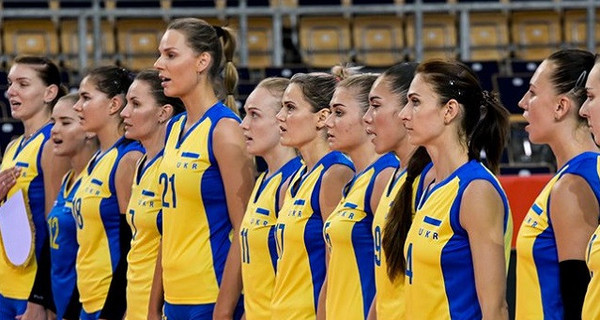 Сборная Украины по волейболу впервые за 20 лет вышла в плей-офф Чемпионата Европы 