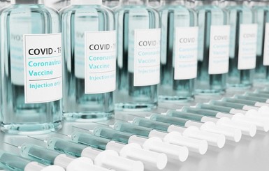 Установлен рекорд по сделанным за сутки прививкам от коронавируса