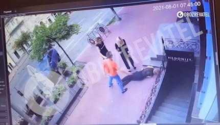 Появилось видео с нападением на танцора из балета певицы Нади Дорофеевой