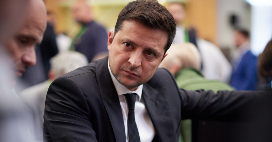 Зеленский назвал причиной запуска отставки Разумкова “другие политические взгляды”