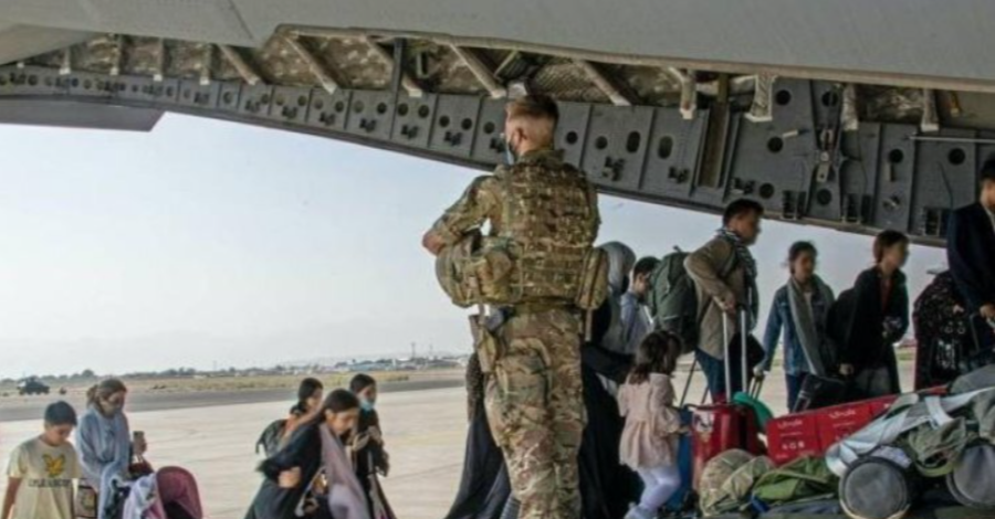 Украинская разведка заявила, что СМИ и спецслужбы РФ пытались сорвать эвакуацию украинцев из Афганистана