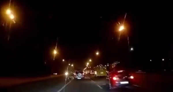 Появилось видео смертельной аварии в Киеве: легковушка протаранила маршрутку 