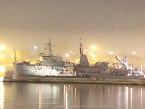Потерпевший бедствие корабль ВМС вернулся в Одессу