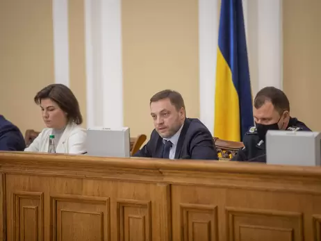 Глава МВД Монастырский: Полноценный реестр оружия заработает в Украине к началу 2022 года