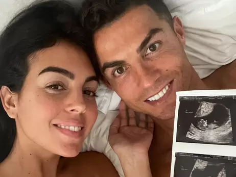 Роналду обошел Месси, но не догнал яйцо: пост о беременности Джорджины побил рекорд Instagram