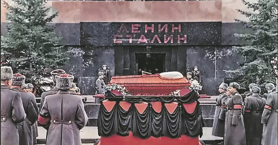 Как вождя народов выносили из Мавзолея: Ильич мне во сне сказал, что ему неприятно быть рядом со Сталиным