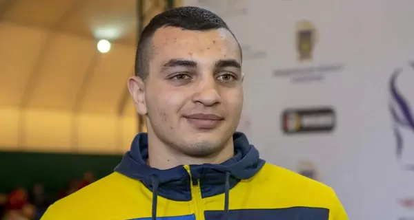 Украинский боксер Захареев вышел в финал чемпионата мира по боксу