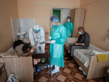 Коронавирус в Украине: почти 12 тысяч новых случаев и 557 смертей за сутки