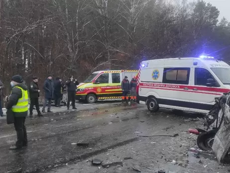 На Черниговщине похоронили жертв ДТП с фурой и маршруткой