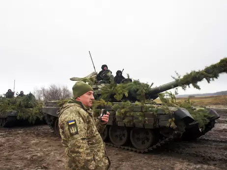 На Донбассе усилились обстрелы, есть раненые среди военных и гражданских