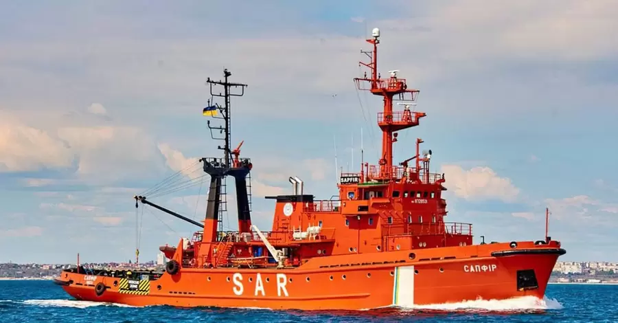 Украина и Россия обменялись пленными: враг освободил 19 моряков, захваченных у острова Змеиный