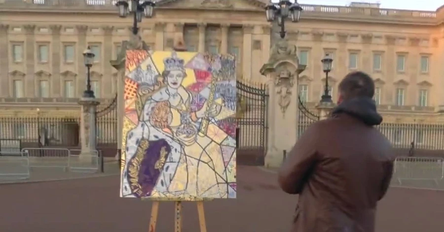 Британский художник Мосли показал новый портрет Елизаветы II с золотом по случаю ее 70-летнего правления на престоле 