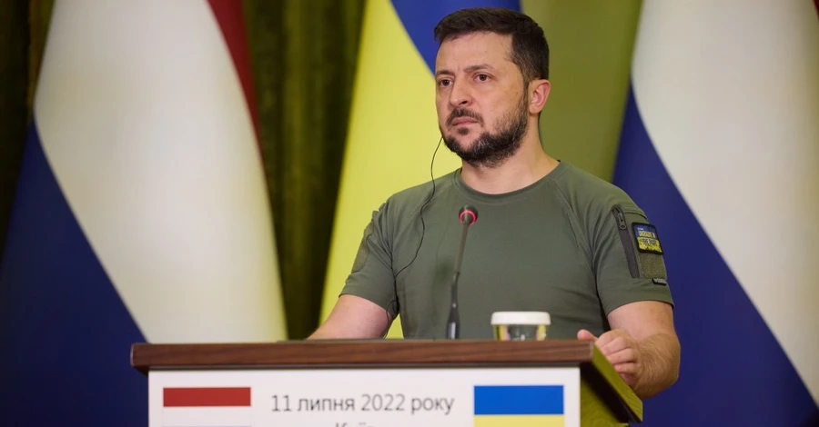 Зеленский: Задача украинских защитников - деоккупация всех территорий страны