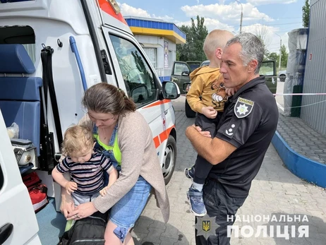 Полиция эвакуирует детей с Донбасса даже при согласии одного из родителей