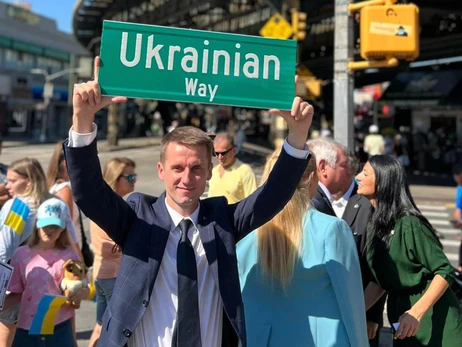 Перекресток Ukrainian Way в Нью-Йорке: русня на Брайтон-Бич вся бесится