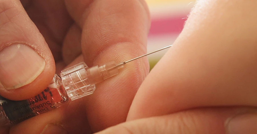 Низкая «явка», перебои с вакцинами и время пришло: вспышка кори неотвратима