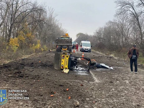 На Харьковщине подорвалась на мине группа дорожников - два человека погибли