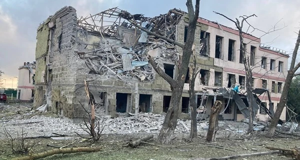 Украина получит от Еврокомиссии 66 млн евро на восстановление разрушенных школ