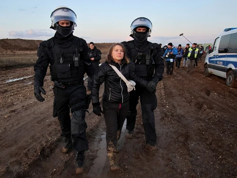 В Германии на протесте экоактивистов силовики задержали Грету Тунберг