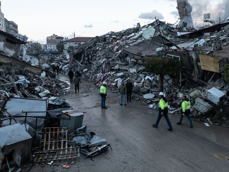 9 из 27 украинцев, находившихся в зонах землетрясения в Турции, вышли на связь с посольством